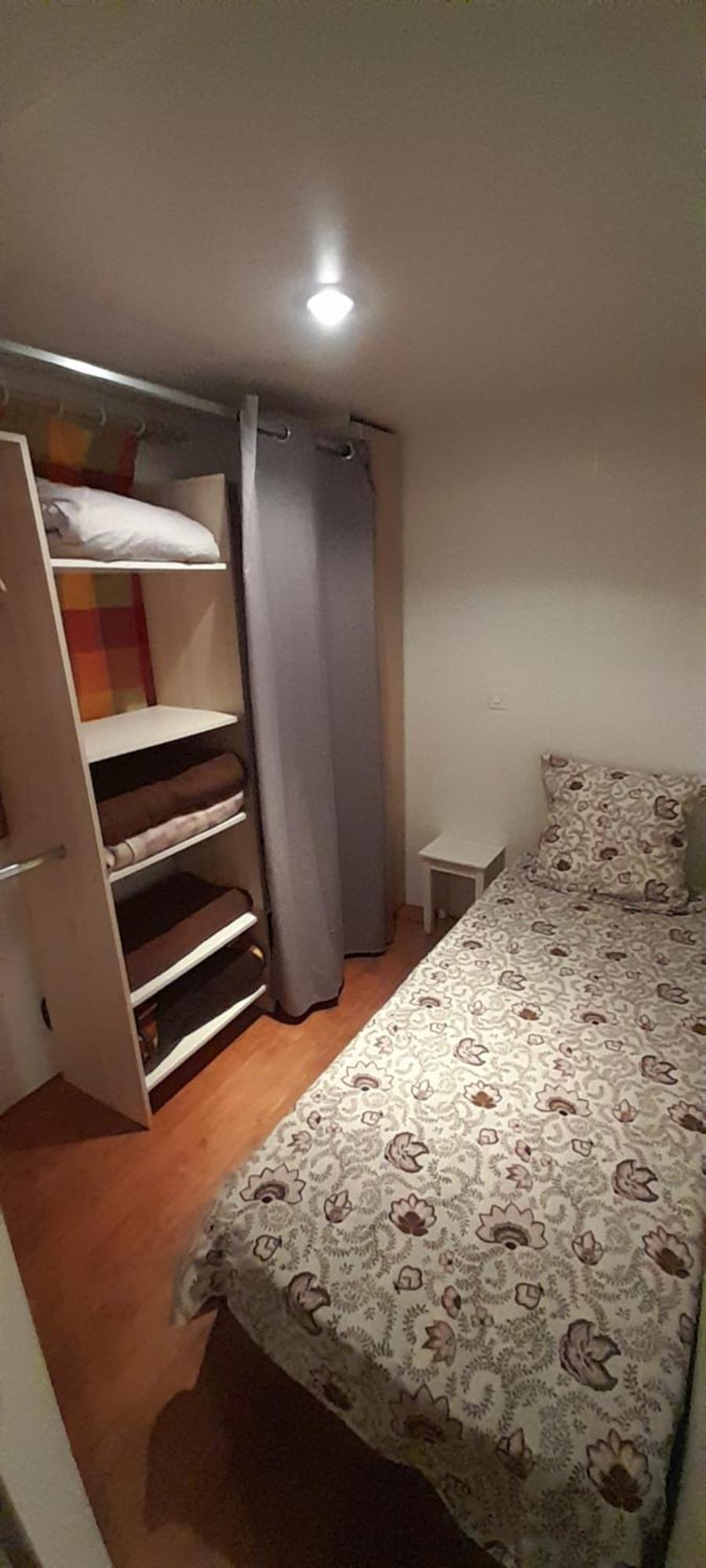 Location Type Gite, Chambre D'Hote, Meuble De Tourisme Dans Joli Petit Chalet Typique Et Ou Jolie Roulotte Type Boheme Waldighoffen Exteriör bild