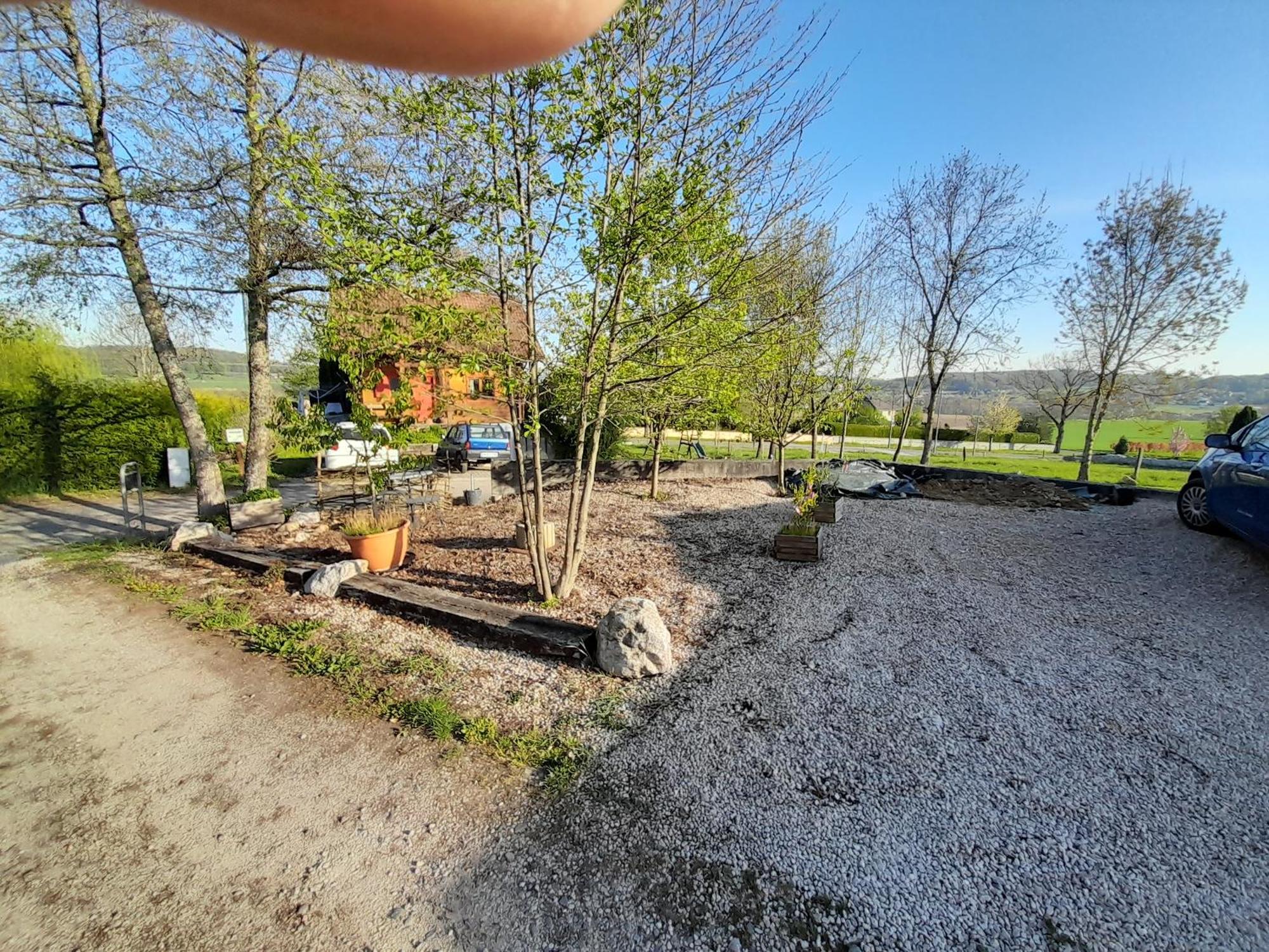 Location Type Gite, Chambre D'Hote, Meuble De Tourisme Dans Joli Petit Chalet Typique Et Ou Jolie Roulotte Type Boheme Waldighoffen Exteriör bild